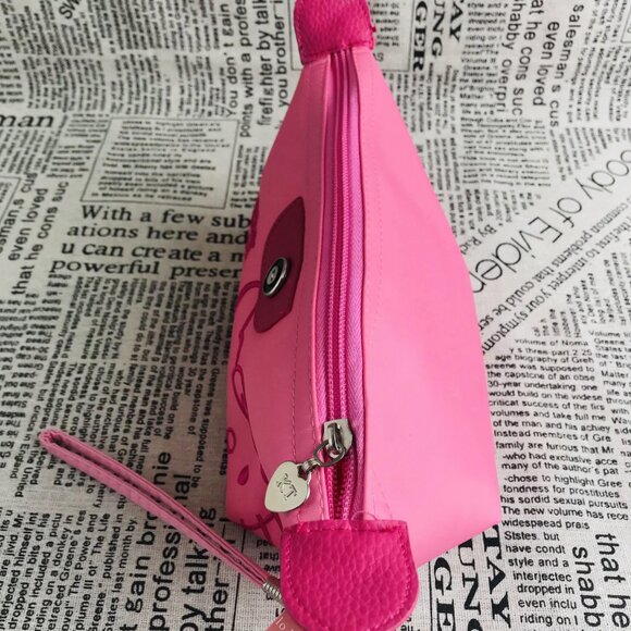 Hello Kitty MAKEUP BAG - Picture 4 of 7